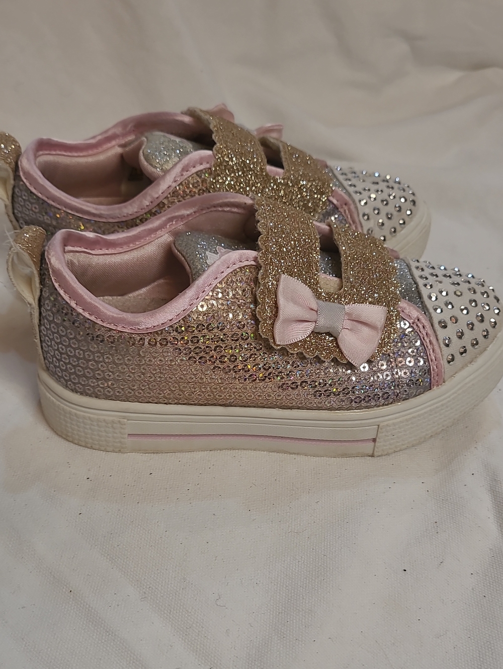 Sketchers Girls Glitter Bow Fashion Sneakers - Light Up Pink & Gold 9 T